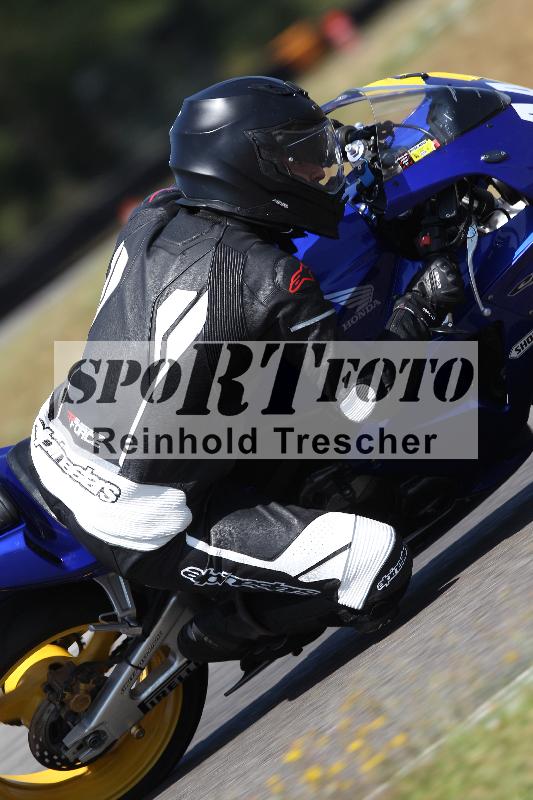 Archiv-2022/40 18.07.2022 Plüss Moto Sport ADR/Einsteiger/44